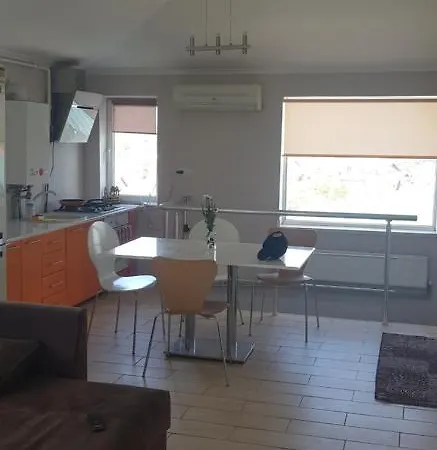 Apartment Penthouse On Zolotoy Bereg Odesa